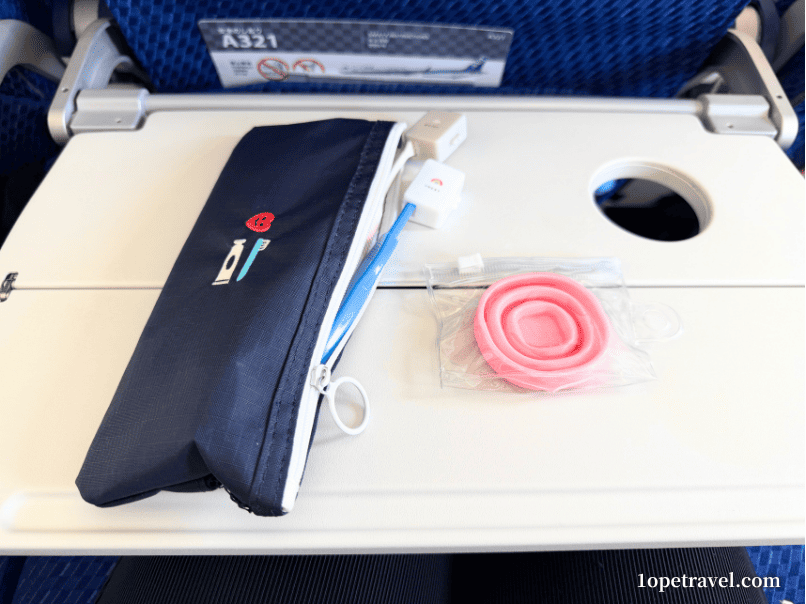 親子分の歯ブラシセットと折りたたみカップ