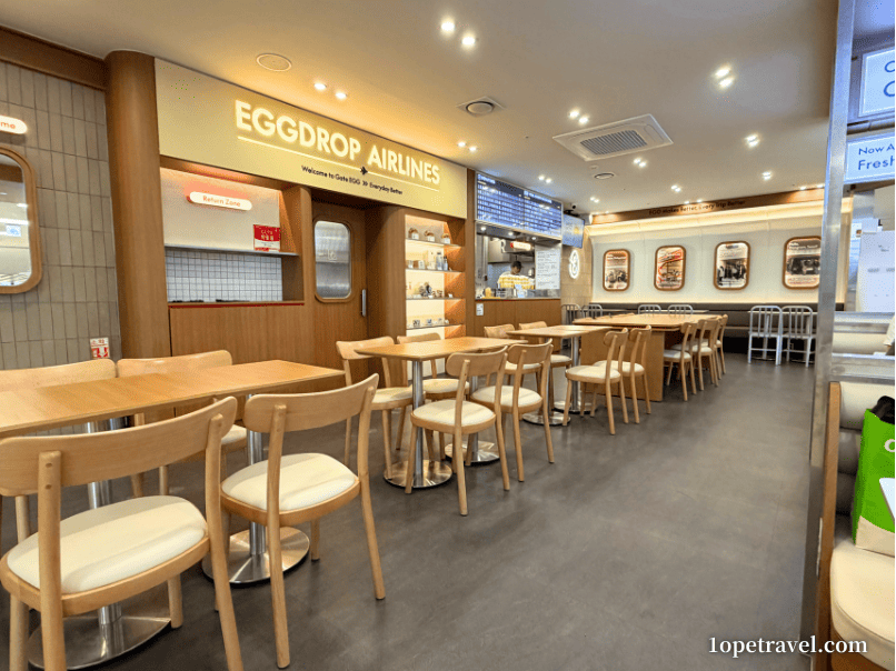 金浦空港3階のEGG DROP店内