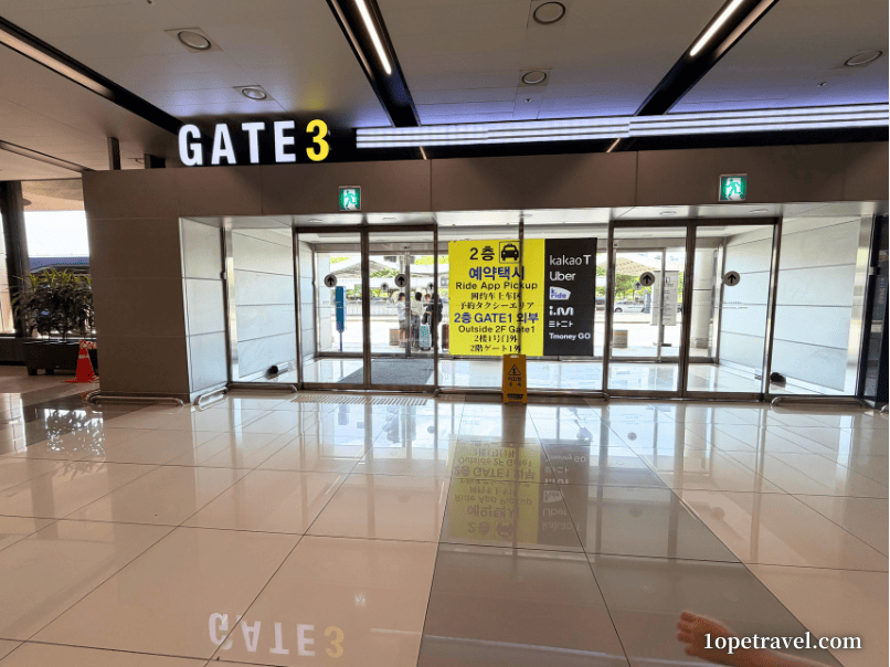 金浦空港到着ロビーGATE3