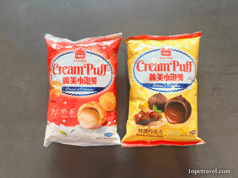 台湾土産の義美Cream Puff（ミルクティー・ダークチョコレート）
